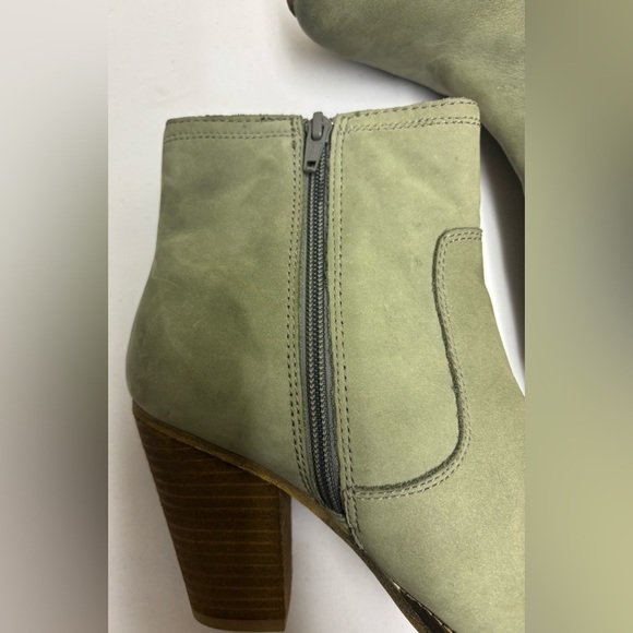 ALDO Green-Gray Leather Zip High Heel Ankle Boots Womens Size 9 - Picture 11 of 15